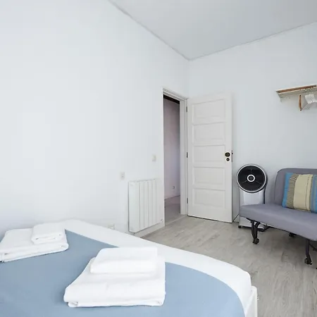 Seabreeze Apartment *