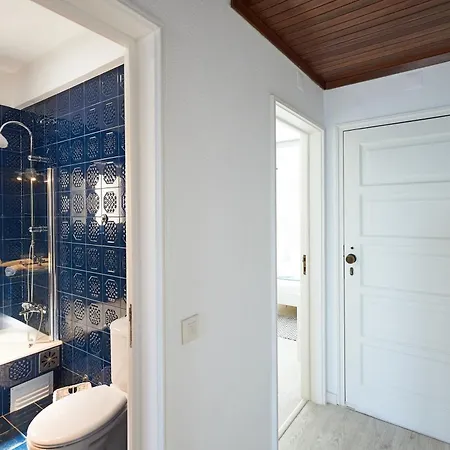 Seabreeze Апартаменты *